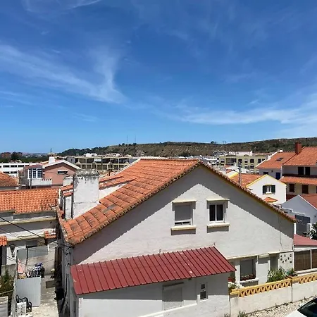 Apartamento T1 Near Costa Caparica Beach